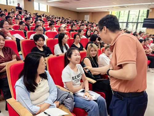 从‘心’出发，快乐入学——雄安雄东长丰小学2025年秋季新生入学、转学家长会成功举办(图7)