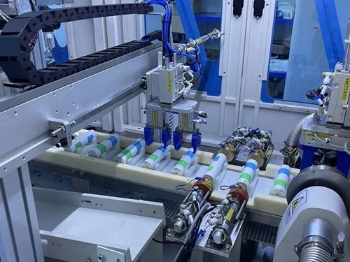 丰日钠离子汽车启动电池 澎湃动力启动无忧(图1) 丰日钠离子汽车启动电池 澎湃动力启动无忧(图1)