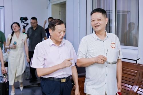 【共叙桑梓情·共谋发展计】欢迎苏州市浙江商会领导一行莅临苏州名仕医院参观指导(图11) 【共叙桑梓情·共谋发展计】欢迎苏州市浙江商会领导一行莅临苏州名仕医院参观指导(图11)