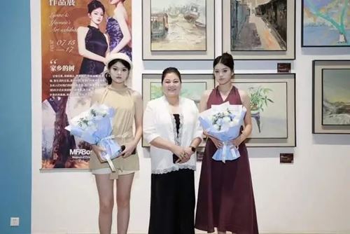 武冈双胞胎姐妹在国际大赛中夺冠，精彩收官！(图2)