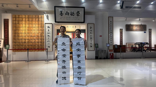 德耀阅兵场：旗帜小记者对话“北京榜样”李培义(图10)