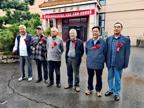 山东枣庄瑞琴艺术馆举办“纪念抗战胜利80周年庆国庆沂蒙情”书画大展(图3)