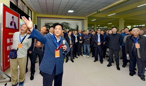 山东枣庄瑞琴艺术馆举办“纪念抗战胜利80周年庆国庆沂蒙情”书画大展(图8)