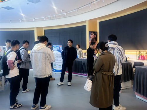 智慧碰撞,共谋未来——中日韩创新合作智库高层次对话引领合作(图4) 智慧碰撞,共谋未来——中日韩创新合作智库高层次对话引领合作(图4)