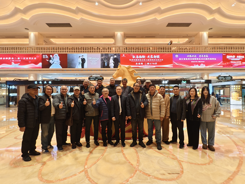 洪氏一脉 源远流长——杭州洪氏宗亲首届新年年会在杭州白金汉爵大酒店举办(图1) 洪氏一脉 源远流长——杭州洪氏宗亲首届新年年会在杭州白金汉爵大酒店举办(图1)