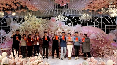 狮启马年新程 聚力共赴华章——爱朴环保科技马年年终晚会圆满落幕(图7) 狮启马年新程 聚力共赴华章——爱朴环保科技马年年终晚会圆满落幕(图7)