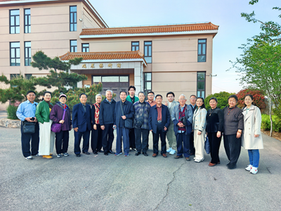   枣庄市工人文化宫版画培训班学员观摩瑞琴艺术馆(图9)